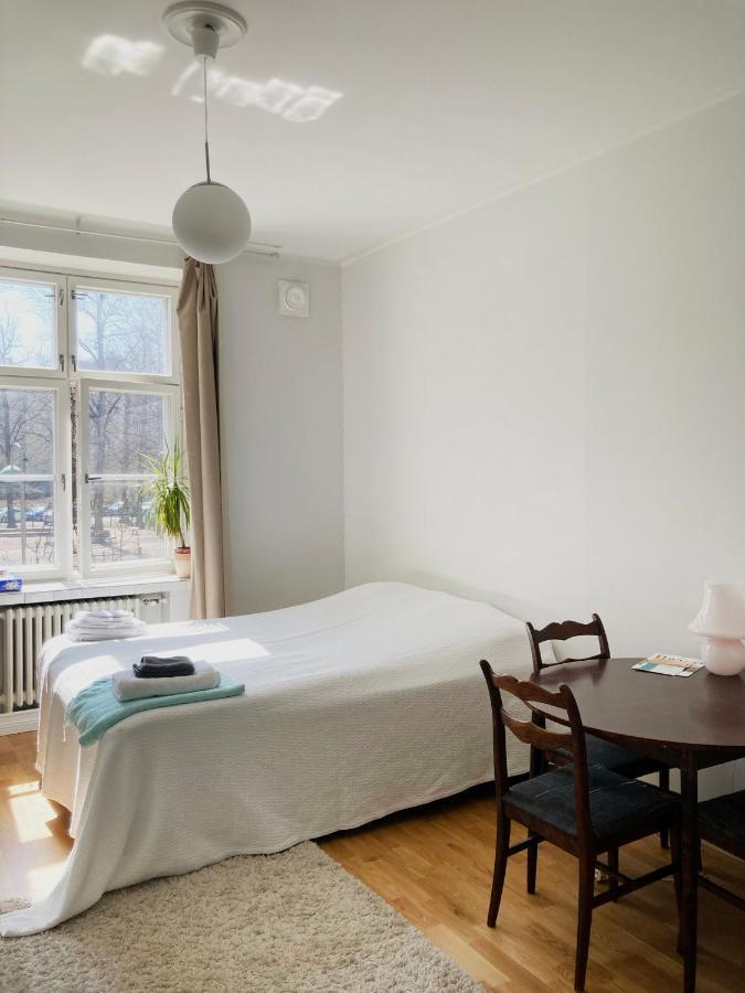 Bright One-Room Studio In The Heart Of Kallio Хельсинки Экстерьер фото