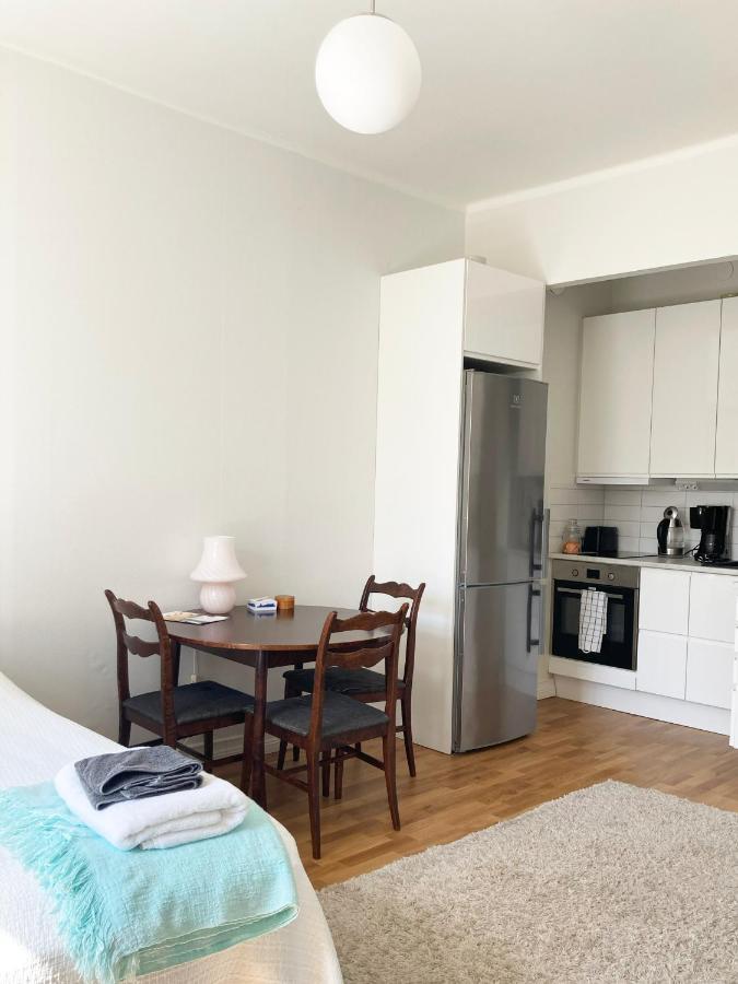 Bright One-Room Studio In The Heart Of Kallio Хельсинки Экстерьер фото